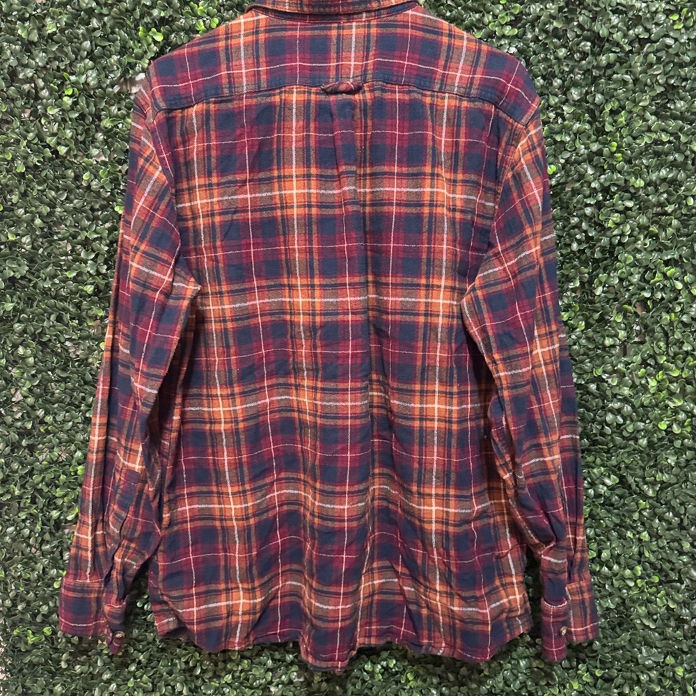 EDDIE BAUER MEN'S PLAID FLANNEL BUTTON DOWN CASUAL SHIRT - Picture 2 of 5